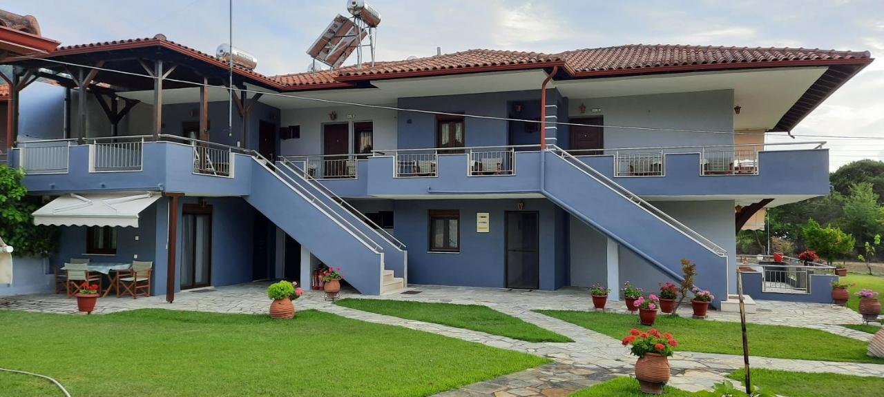 Maria - Pavlos Studios&Apartments Vourvourou Exterior foto