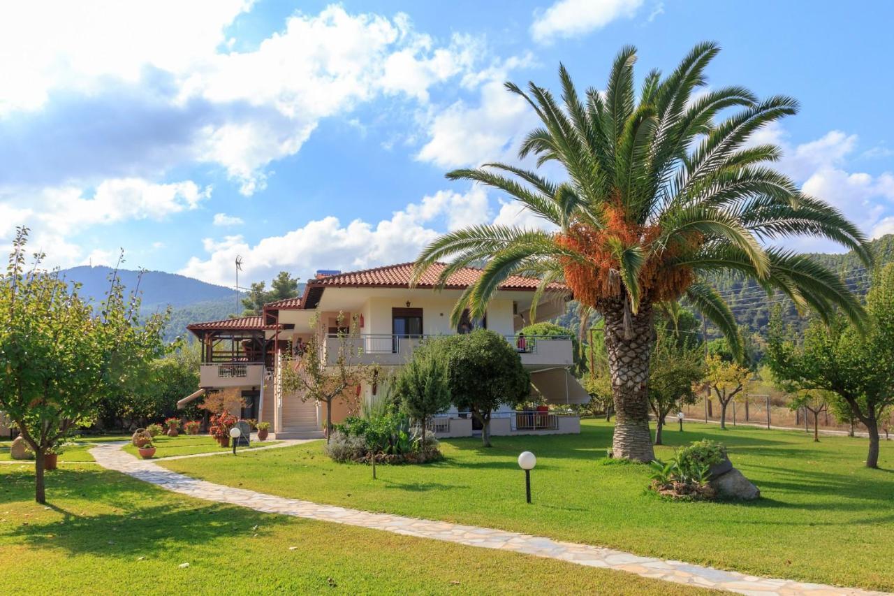 Maria - Pavlos Studios&Apartments Vourvourou Exterior foto